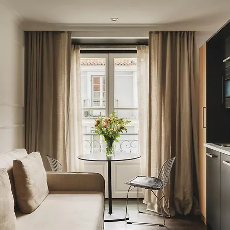 Casa Solayme Garrett