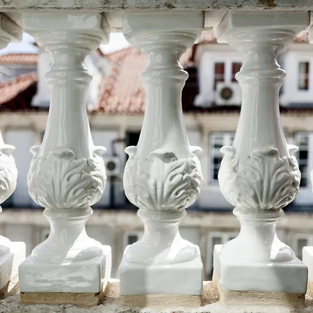 Garrett 48 Apartment